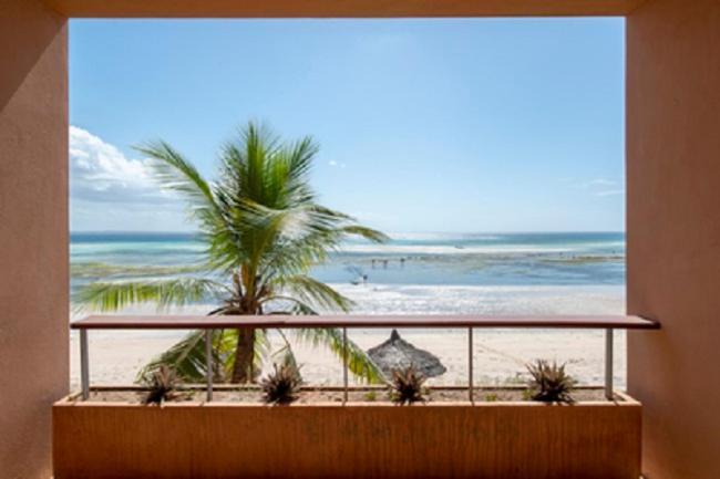פמבה Kirimizi Hotel & Restaurante מראה חיצוני תמונה