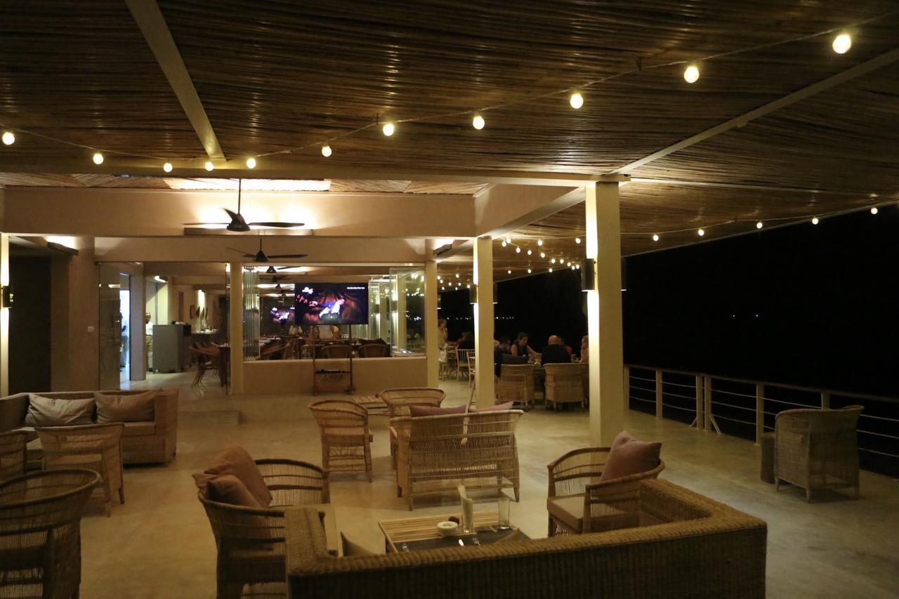 פמבה Kirimizi Hotel & Restaurante מראה חיצוני תמונה