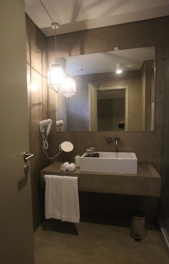 פמבה Kirimizi Hotel & Restaurante מראה חיצוני תמונה